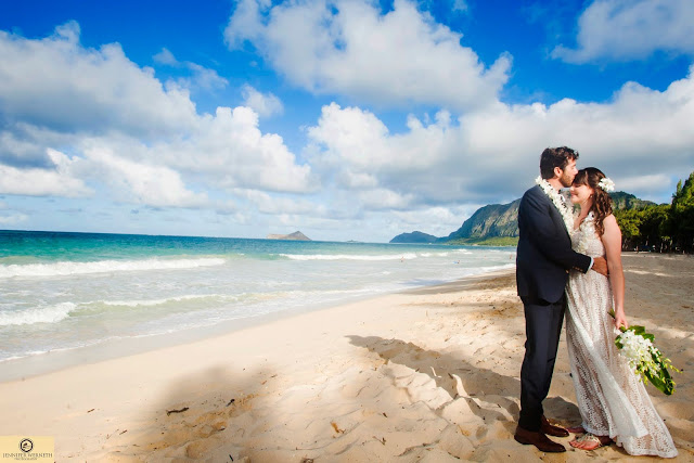 Oahu wedding photographers Waimanalo