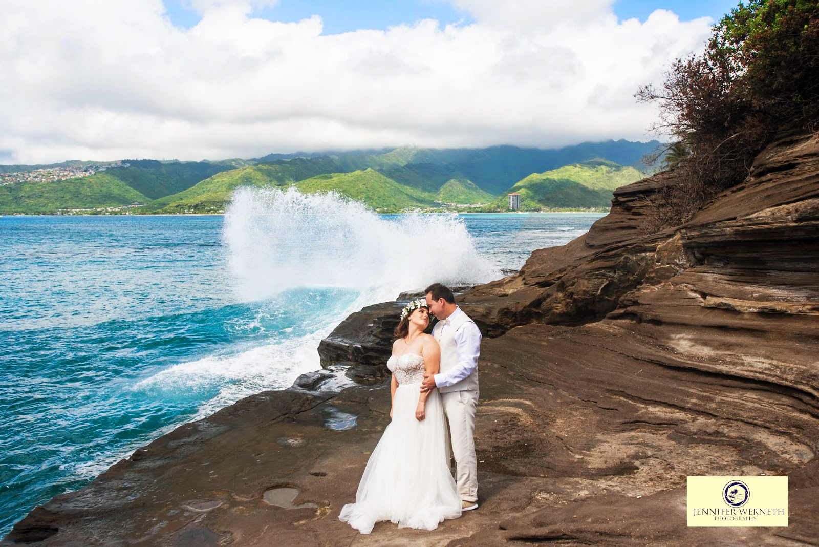 Wedding Photography in Oahu, Hawaii, China Walls, vow renewal (8)